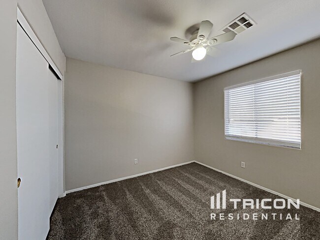 Building Photo - 6225 Grizzly Gorge St
