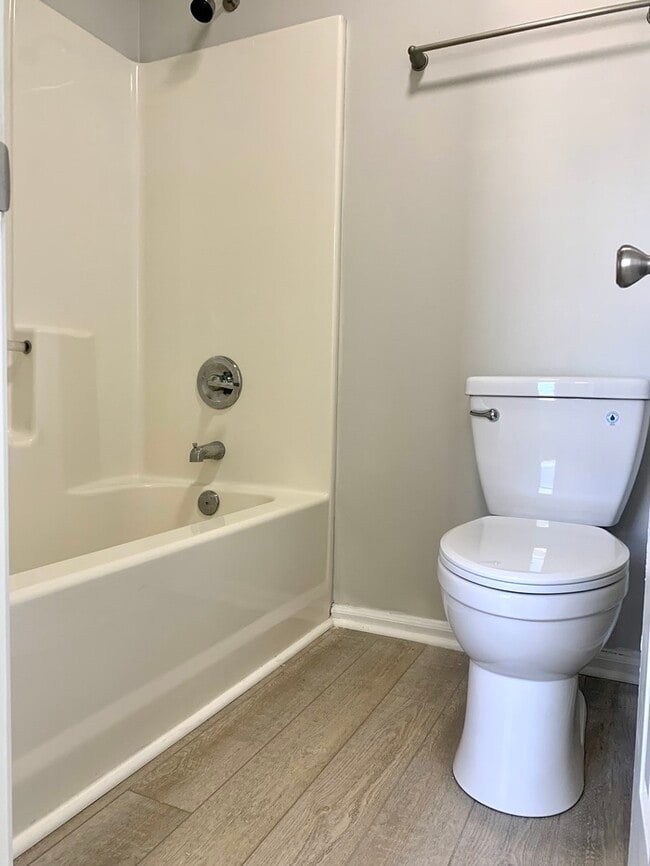 Building Photo - 3-Bedroom Townhome for Rent – Hampton, VA