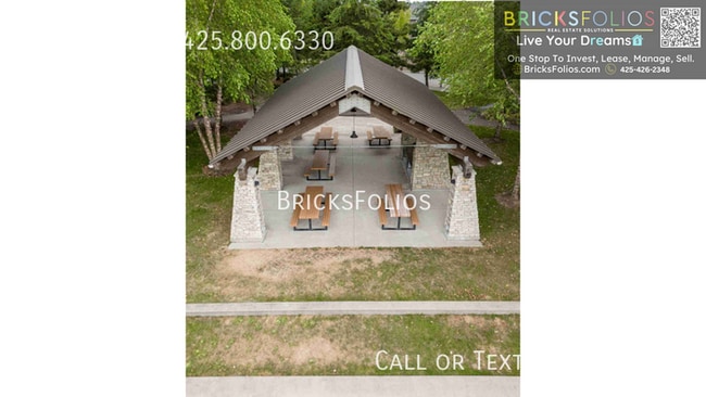 Building Photo - Luxury Corner-Lot Home in Redmond Ridge Ea...