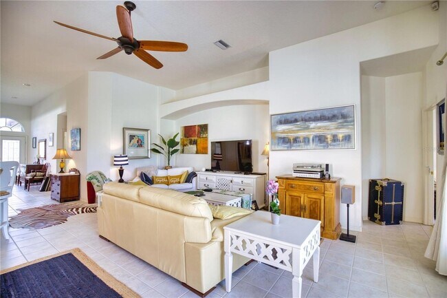 Building Photo - 1520 San Ysidro Way