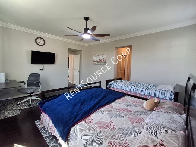 Building Photo - 24355 Verdugo Cir