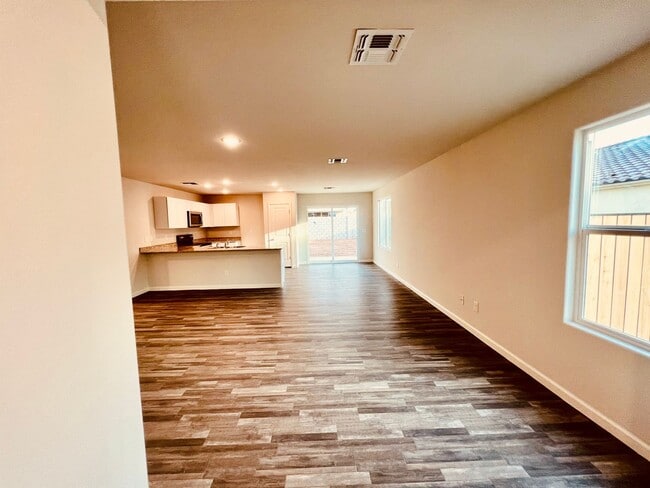 Building Photo - 2083 E Velvet Pl