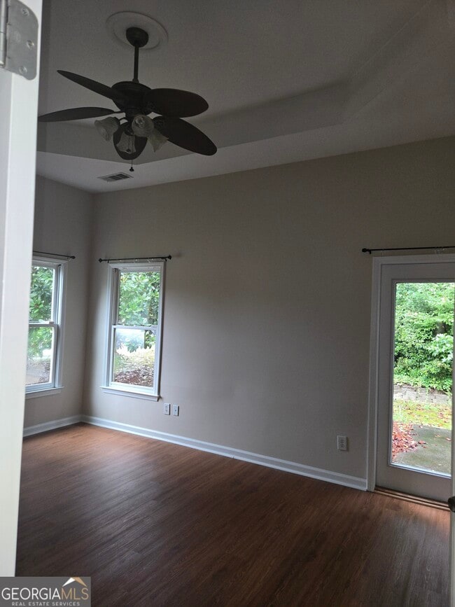 Building Photo - 3450 Evonvale Glen