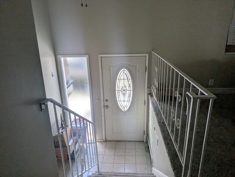 Building Photo - 8475 S 1575 E