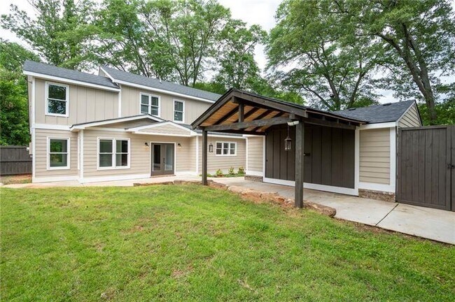 Building Photo - 2356 Pinkney Dr