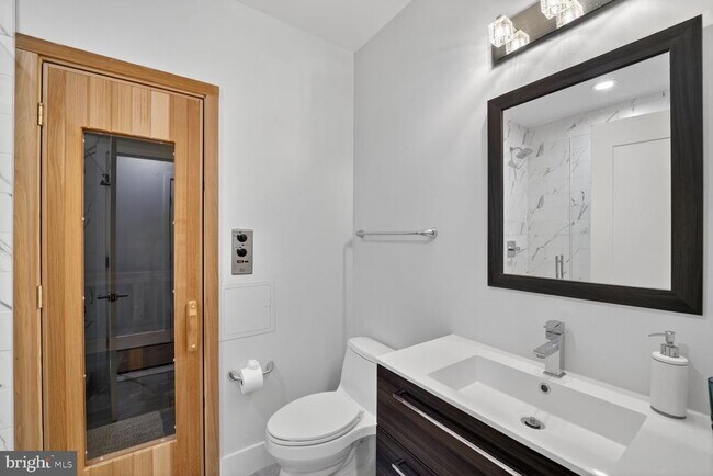 Building Photo - 5310 Dorsett Pl NW