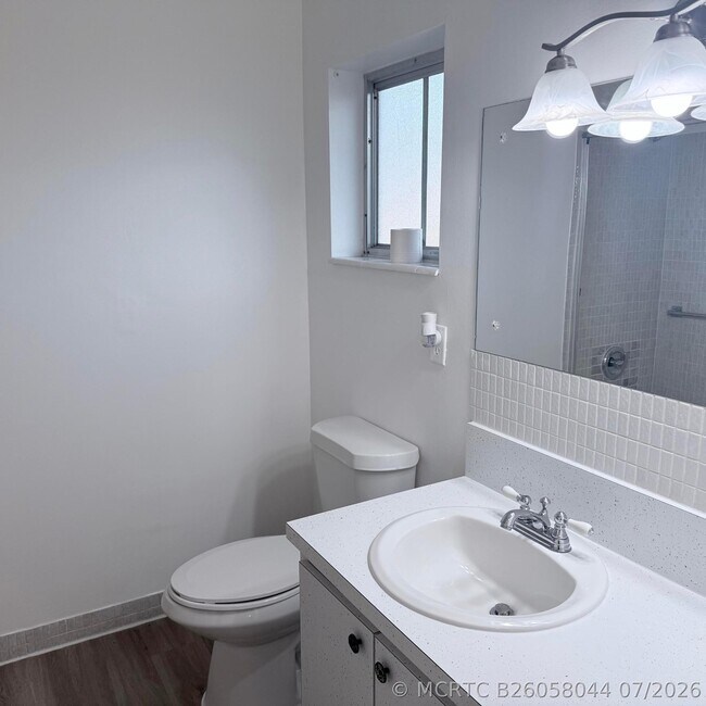 Building Photo - 2965 Ashley Dr W