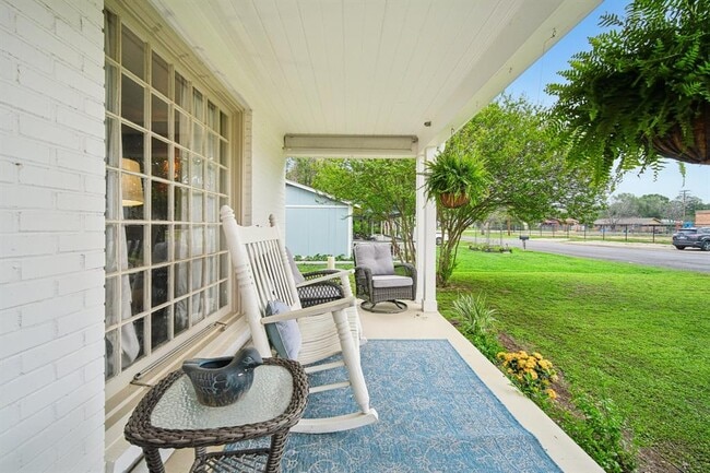 Building Photo - 801 Bishop St