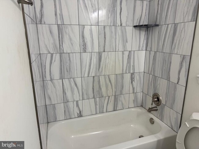 Building Photo - 6409 63rd Pl