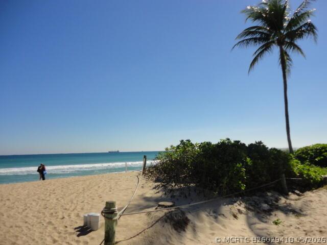 Building Photo - 2840 N Ocean Blvd