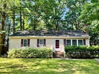 Building Photo - 10101 Bayham Dr