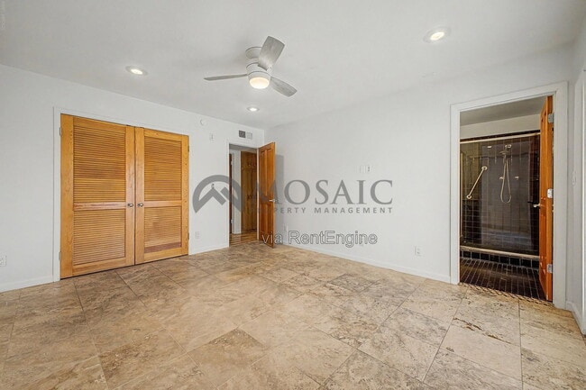 Building Photo - 3333 E Medlock Dr