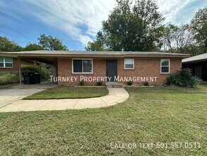 Building Photo - 12 Wellford Dr