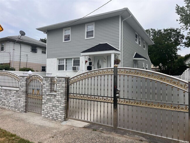 Primary Photo - 109-64 143rd St