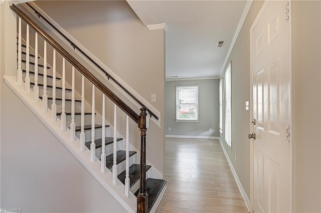 Building Photo - 1508 Trinity Garden Cir