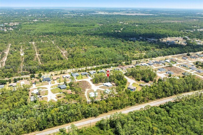 Building Photo - 2004 Rosa Ct