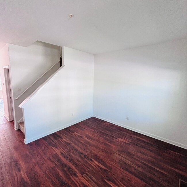 Building Photo - Located in the Highgates subdivision in Upper Macungie Township this 3 bedroom, 2.5 bath townhouse