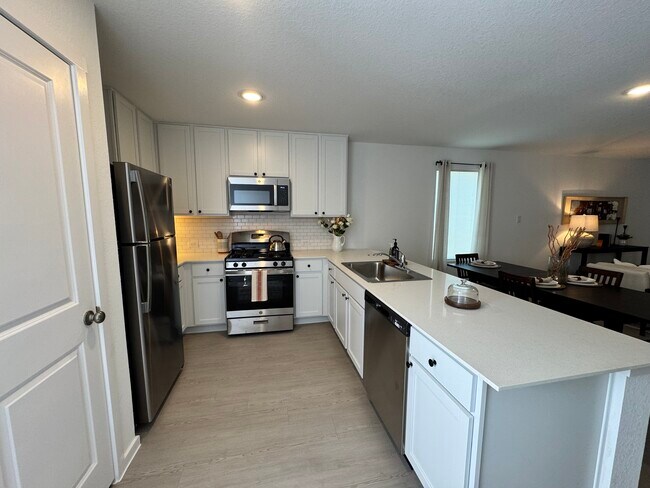 Building Photo - 3411 Rock Ml Dm