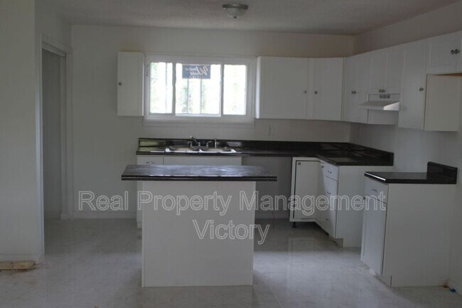 Building Photo - 8324 12th Ave S