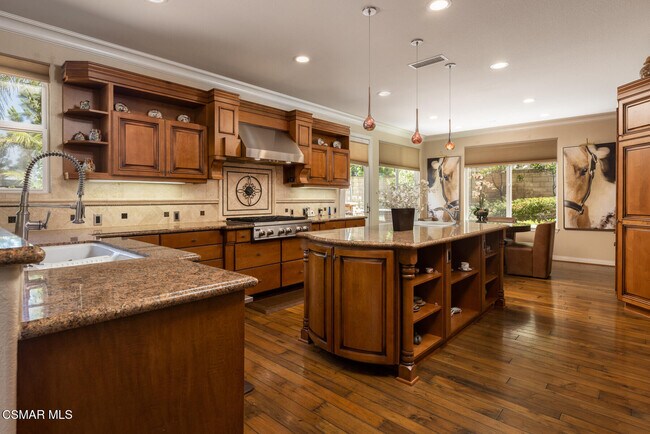 Building Photo - 1508 Warmsprings