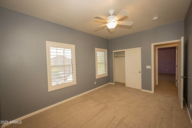 Building Photo - 42920 N Raleigh Ct