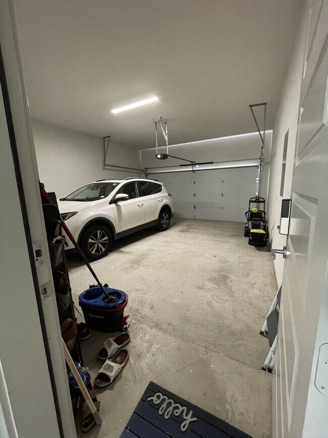 Building Photo - 4418 Bora Bora Ln