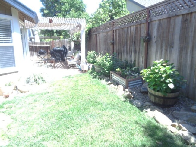Building Photo - COMING SOON!!! Near Sacramento River!