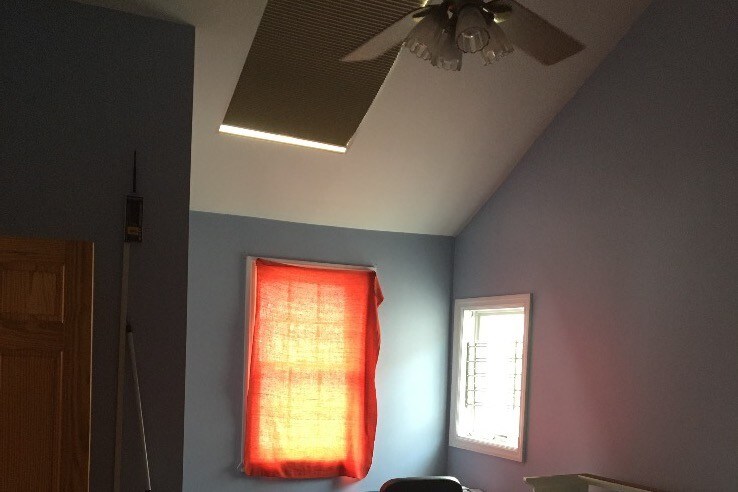 First bedroom showing vaulted ceiling - 9 Green St