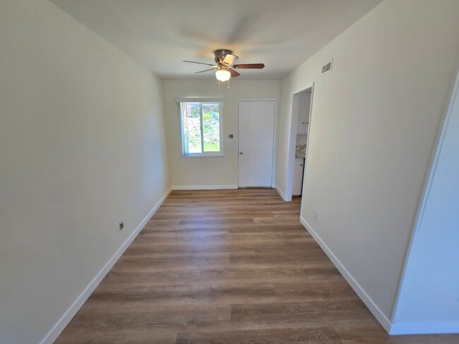 Building Photo - CLAIREMONT HOME 3-BEDROOM, 2-BATH, 2-CAR GARAGE