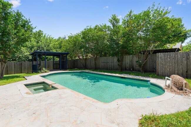 Building Photo - 11513 Quarter Horse Trail