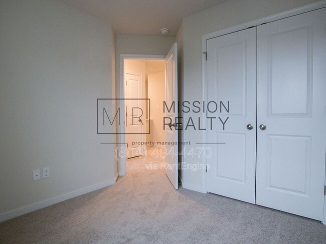Building Photo - 4184 Pk Trl Dr
