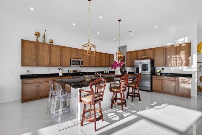 Building Photo - 11460 SW Pietra Wy