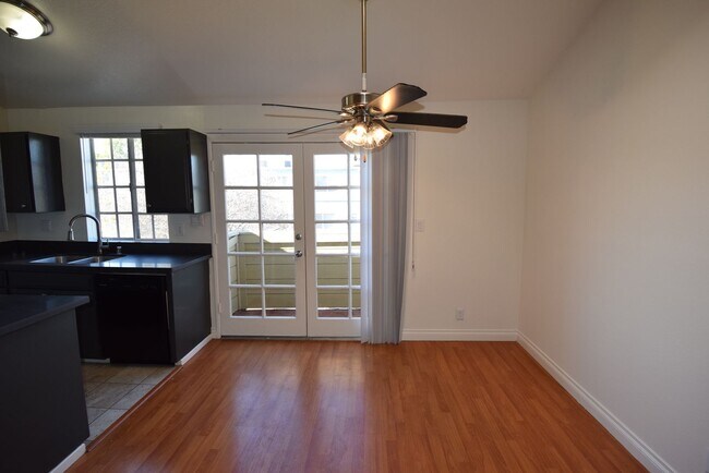 Building Photo - 12142-50