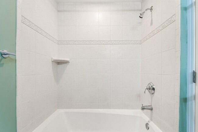 Building Photo - 920 Jefferson St