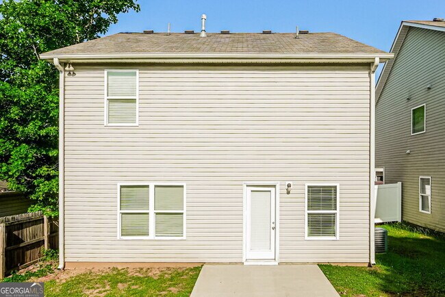 Building Photo - 434 Highland Falls Dr