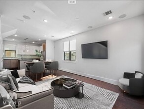 Building Photo - 2401 Crawford St