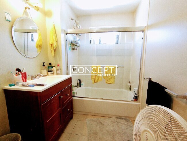 Building Photo - 89 Winthrop St