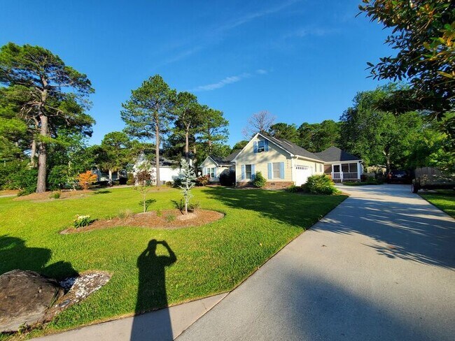 Building Photo - 7517 Lost Tree Rd