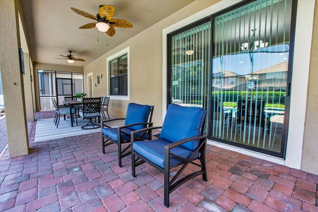 Building Photo - 1436 Moon Valley Dr
