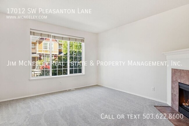 Building Photo - 17012 SW Pleasanton Ln