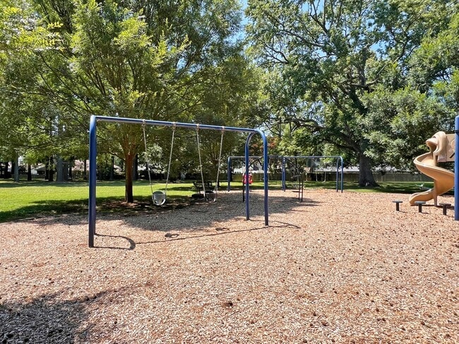 Building Photo - READY NOW!! 4-Bedroom Home in Lake Trant w/Attached Garage! Pet Friendly!