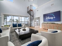 Building Photo - 4211 Lakeview Dr