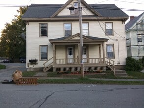 Building Photo - 7 Cottage St