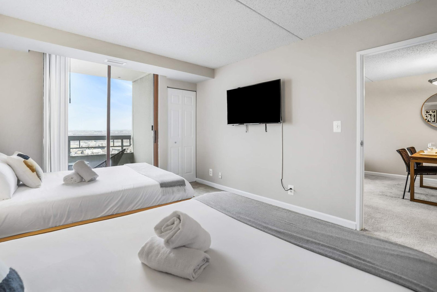 Building Photo - 401 12th St S