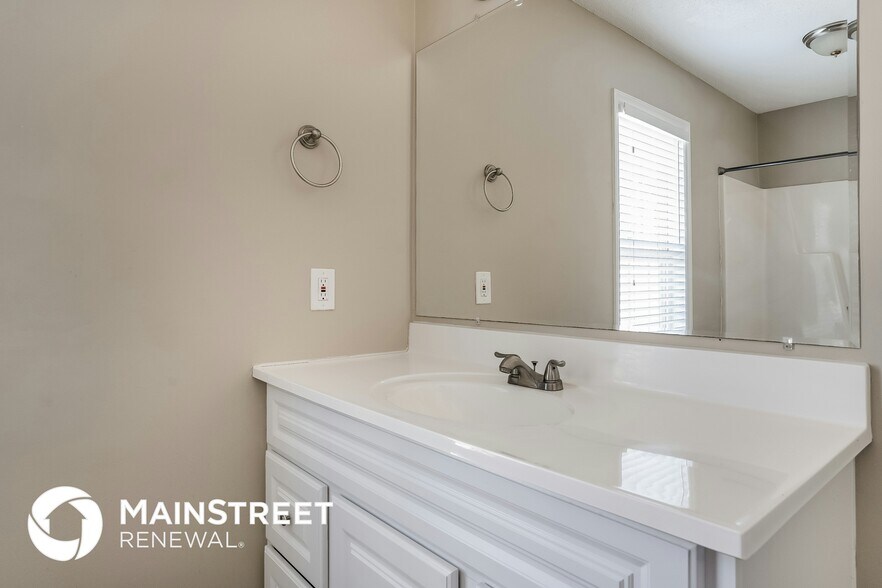 Building Photo - 4717 Windbreak Ln