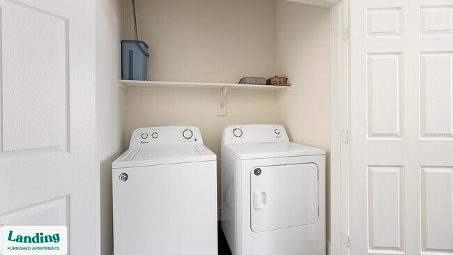 Building Photo - 401 Hemphill St