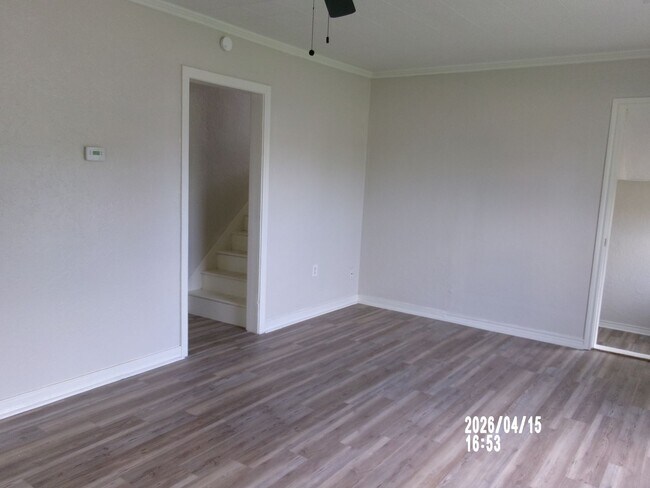 Building Photo - Very Nice Newly Renovated Home In Morford Neighborhood.