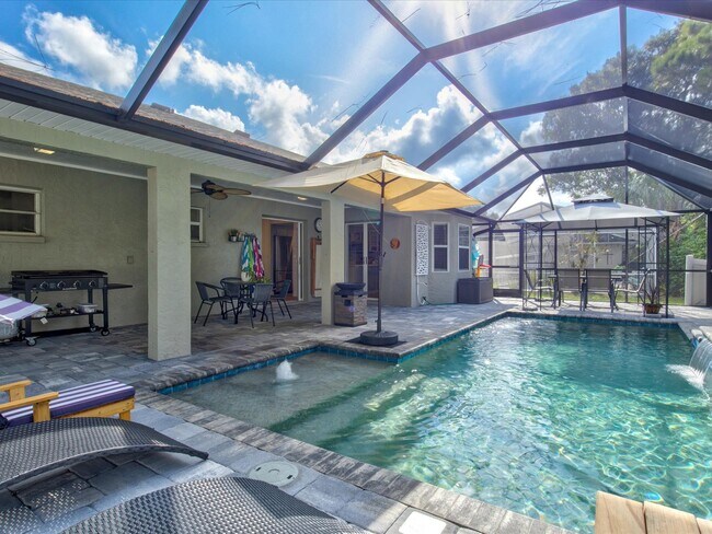 Building Photo - 5884 Milton Ave