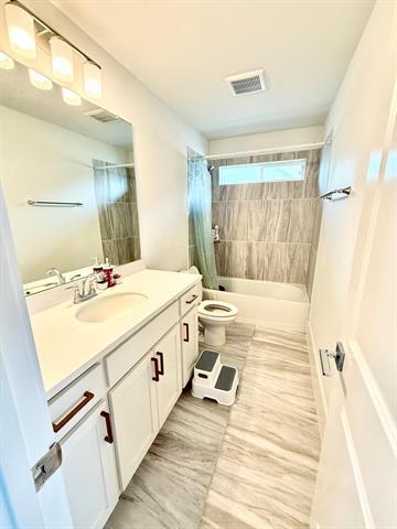 Building Photo - 4878 Limousine Ln