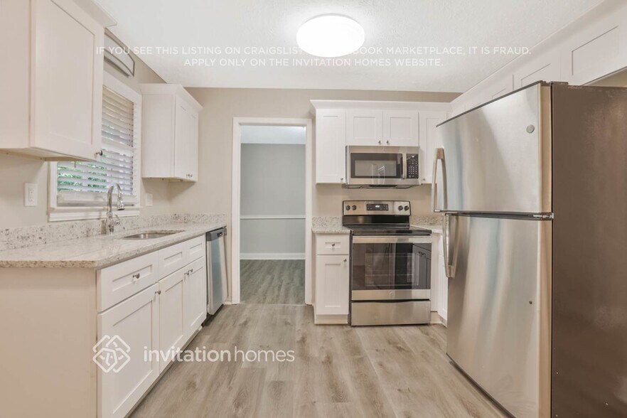 Building Photo - 613 Renota Ct